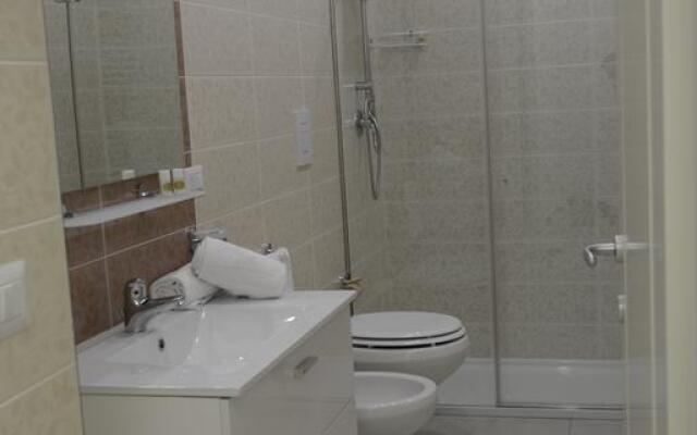 Dioniso'S Apartaments