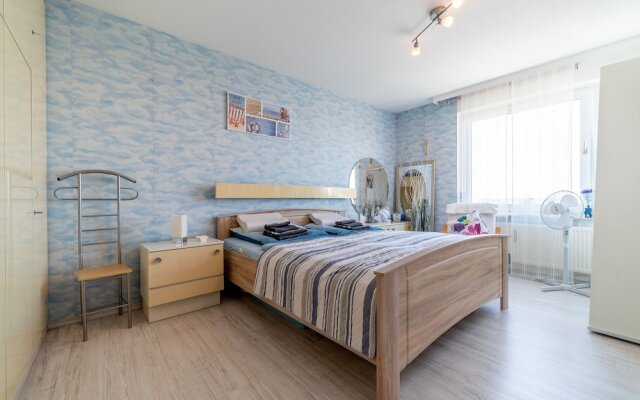 Private Apartment Im Langen Feld