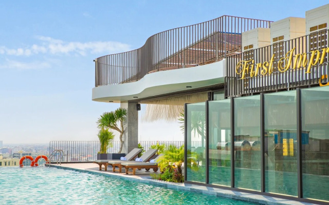 Golden Lotus Grand