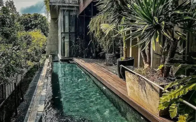 Luxury Pool Villa With Jacuzzi & Lift by Thonglor