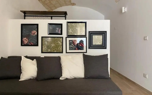 Bari LandLord 31