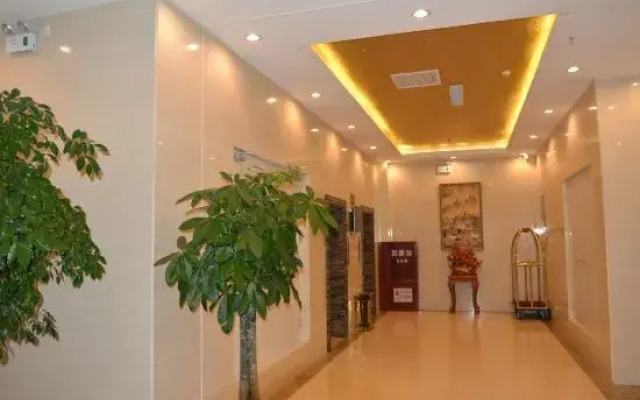 Baiyangdian Huayang Hot Spring Hotel