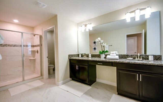 Amazing House! - Champions Gate - 1568TL