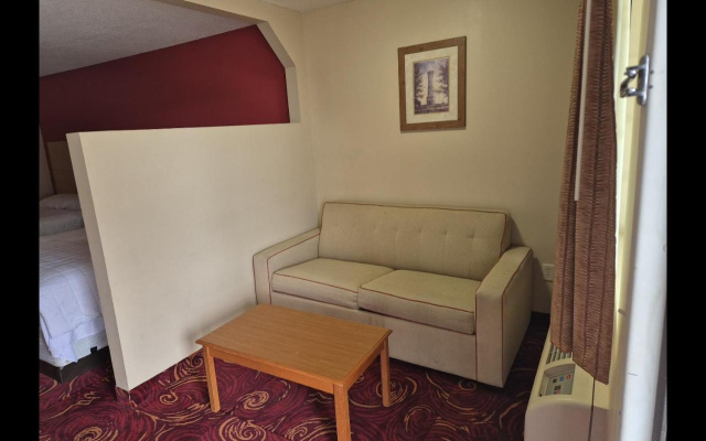 General Bragg Inn & Suites Chickamauga
