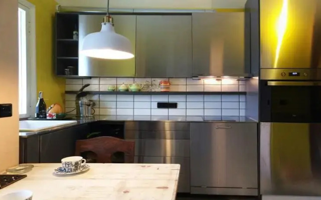 History Designer Flat