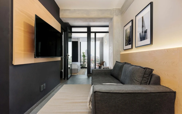 w Nest-style 1BR in Lively Tabacalera