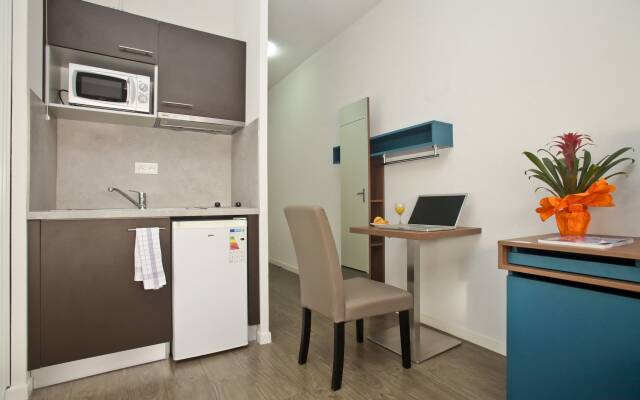 Appart Hotel Odalys City Tours Le Jardin des Lettres