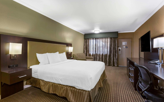 Best Western Royal Sun Inn & Suites