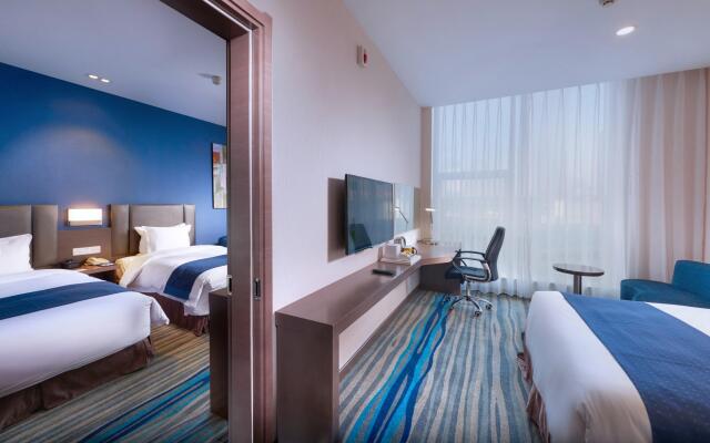 Holiday Inn Express Shenyang North Station by IHG