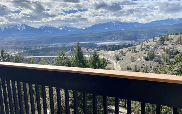 Rocky Mountain Springs Lodge