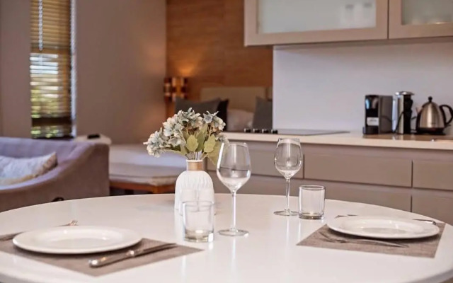 Luxury Gallery apartment - Studio 106