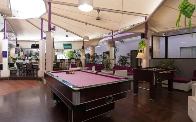 Отель Kuta Central Park