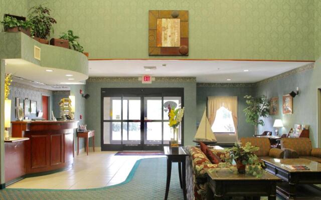 Grand Vista Hotel and Suites