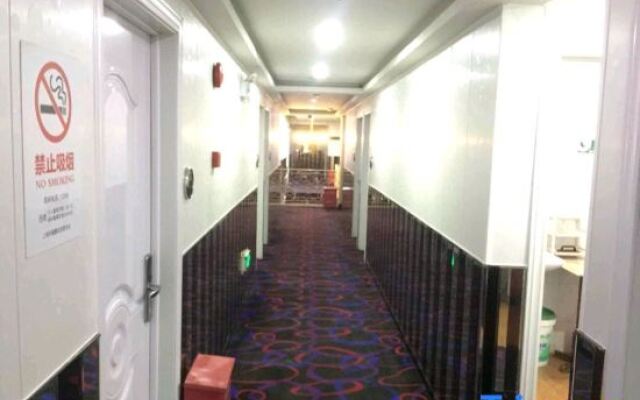 Pebble Motel (Shanghai  South Wanping Road）
