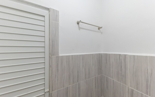 RedDoorz near Stasiun Pematangsiantar