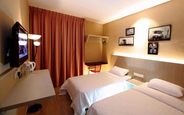 91 Street Boutique Inn