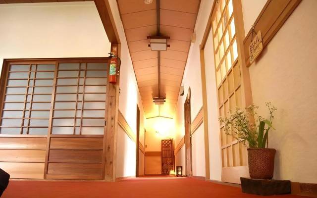 Yakushiyu Shinseikan