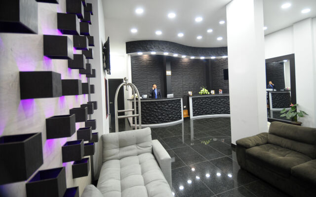 Boutique City Center 2