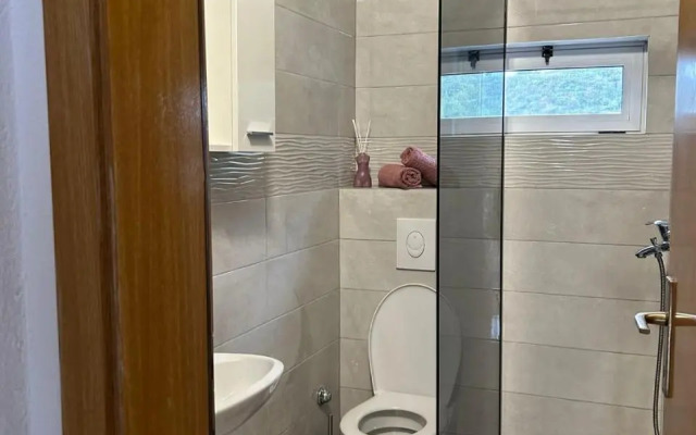 Apartments by the sea Podaca, Makarska - 2618
