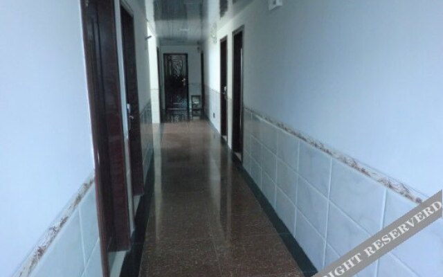 Tianhong Business Hostel