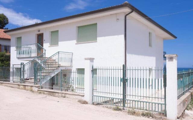 N129 - Numana, trilocale con giardino a 200mt dalla spiaggia