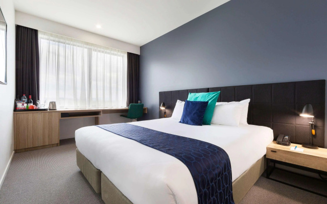 Mantra MacArthur Canberra – Guest Rooms – Turner