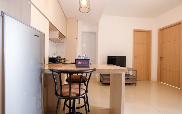 Spacious Bassura City Apartment with Pool View
