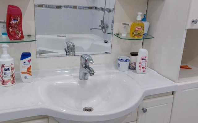 Azneft Royal Suite Apartment Sea View