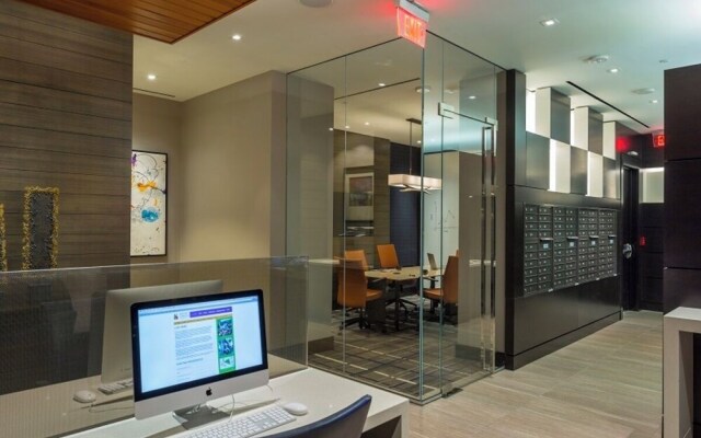 Magnificent Condo Crystal City With Gym