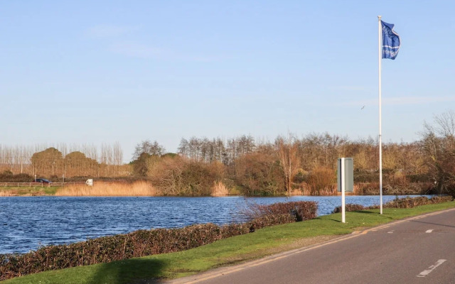 Chichester Lakeside Holiday Park
