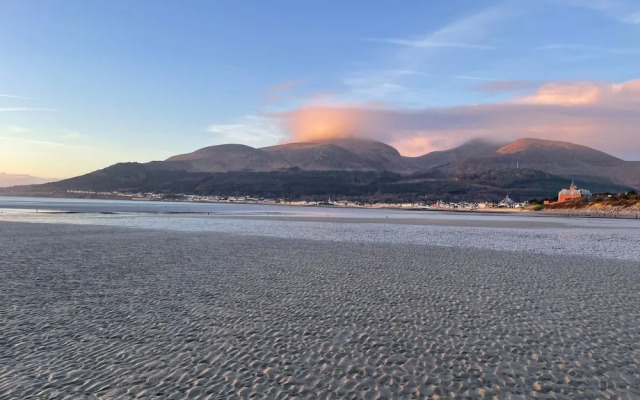 Rocklea Seaside Cottage