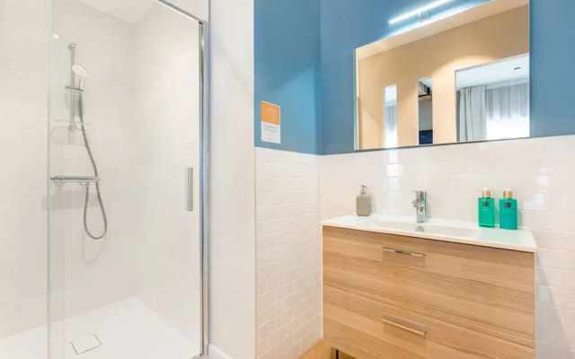 Au Chat Qui Dort Lille - Gare