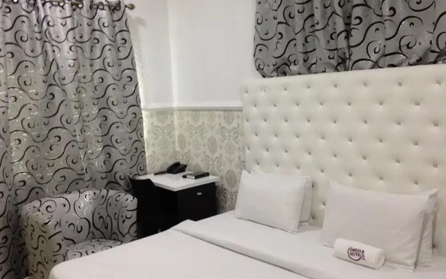 Chrisolik Hotel
