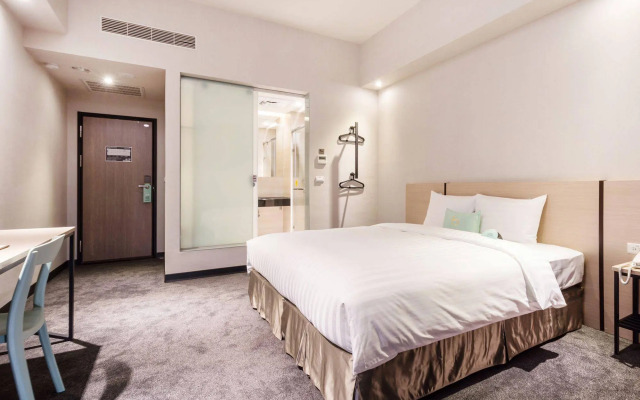 Liyaou Hotel