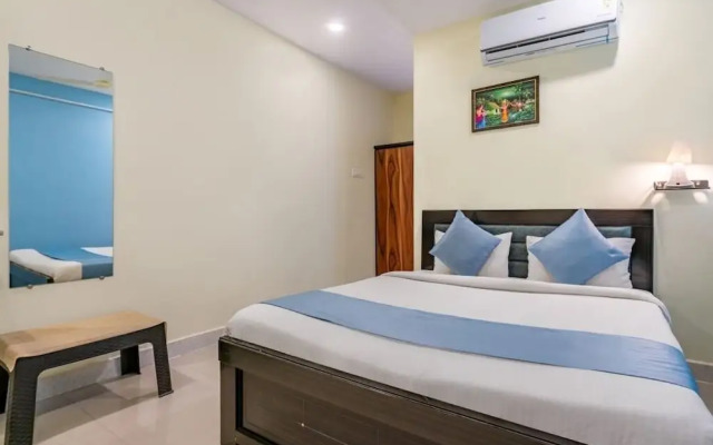 iROOMZ KSR Luxury Rooms