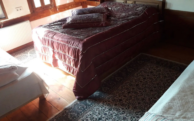 Safranbolu Camlica Konagi Carsi Evi