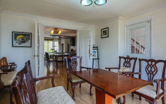 Ganghwado Badaga Geuriun Namu Pension