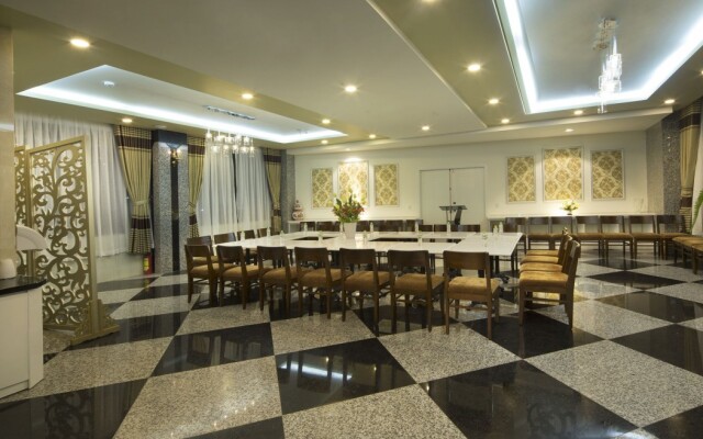 OYO 151 An Binh Hotel