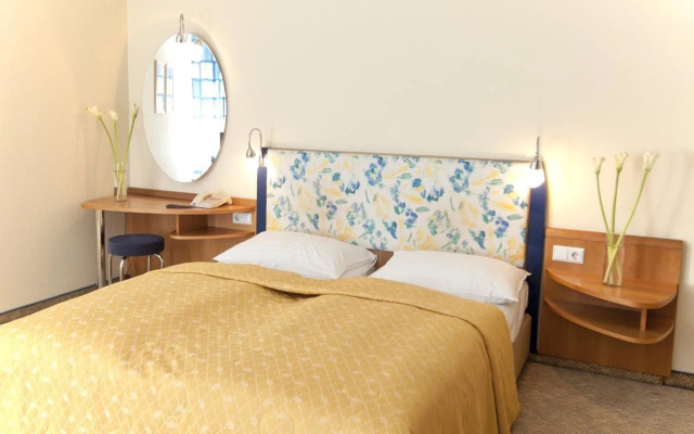 Mamaison Hotel Chain Bridge Budapest