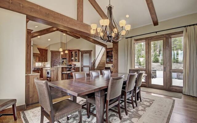 Highlands Hideaway - Private Home by RedAwning