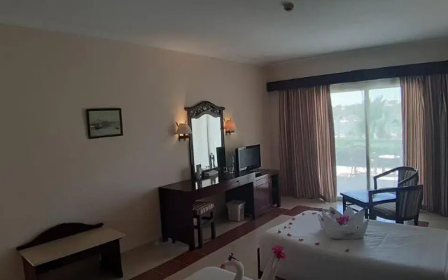 Royal Brayka Beach Resort