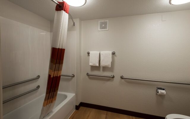 Red Roof Inn PLUS+ El Paso East