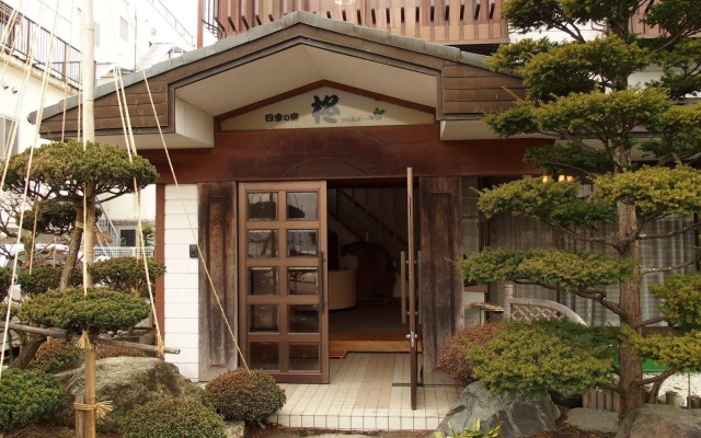 hotelImage