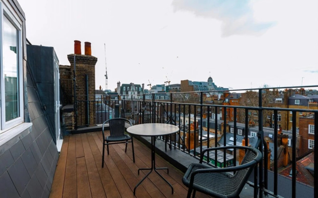 Stylish Three-bed Flat in Marylebone