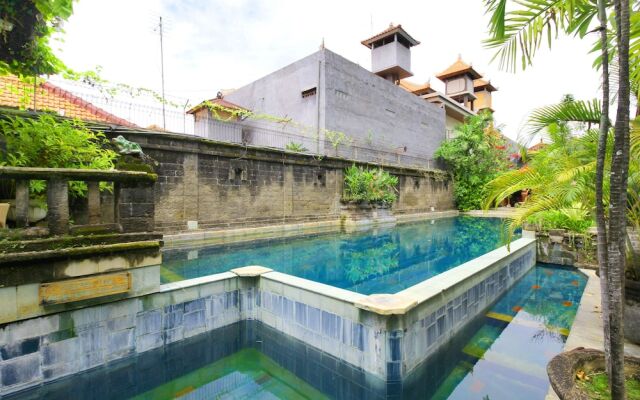 Airy Raya Legian 113 Kuta Bali
