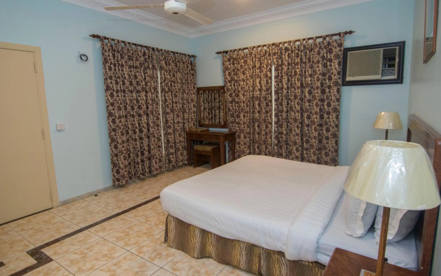Seven Garden Alhada Suites