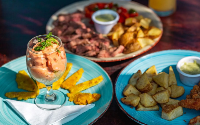 AMALIFE Beach Club & Hotel