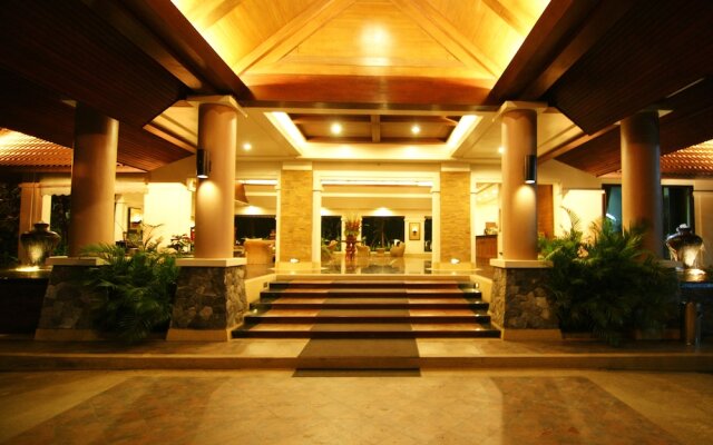 Laluna Hotel & Resort