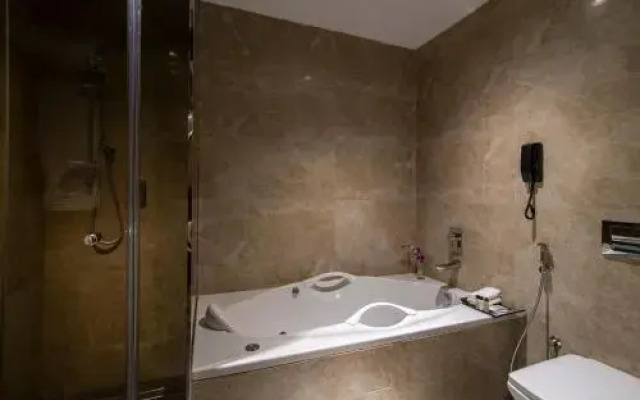 Gardino Hotel & Residence