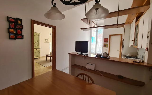 Santa in Caruggio- PortofinoVacanze